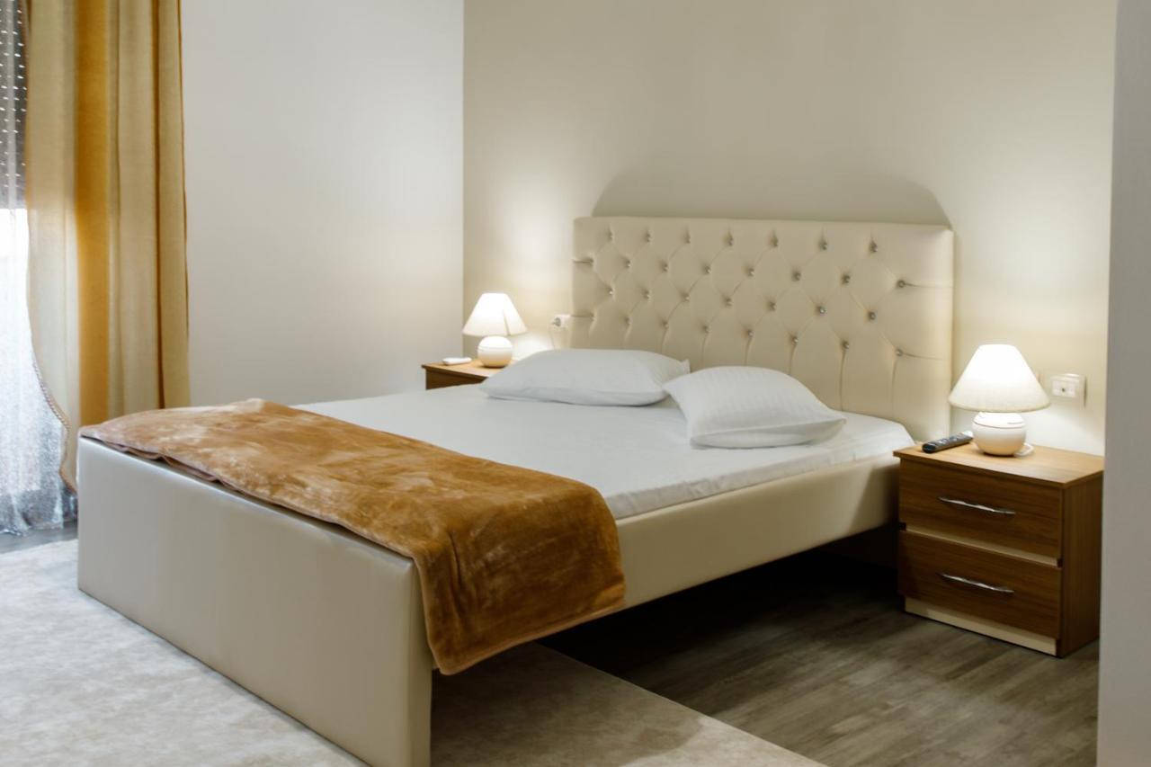 The Luxe Appartement *
