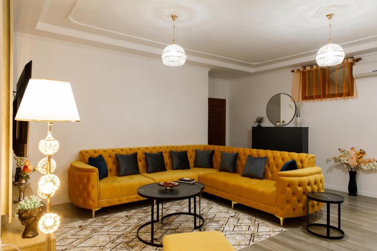 The Luxe Appartement *